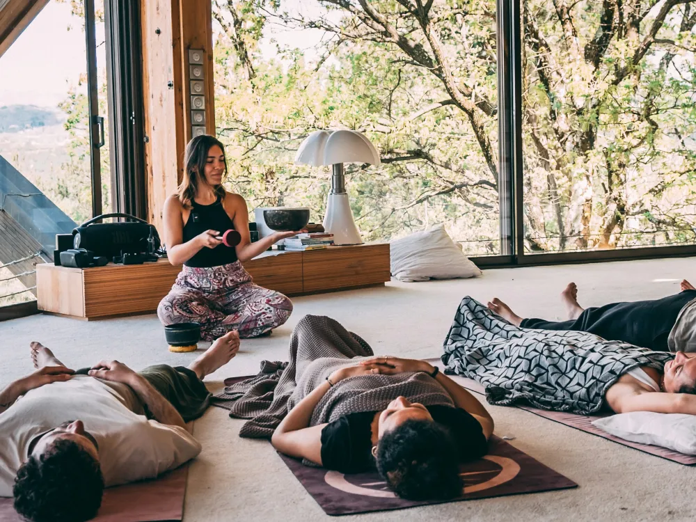 Práctica grupal de relajación y meditación